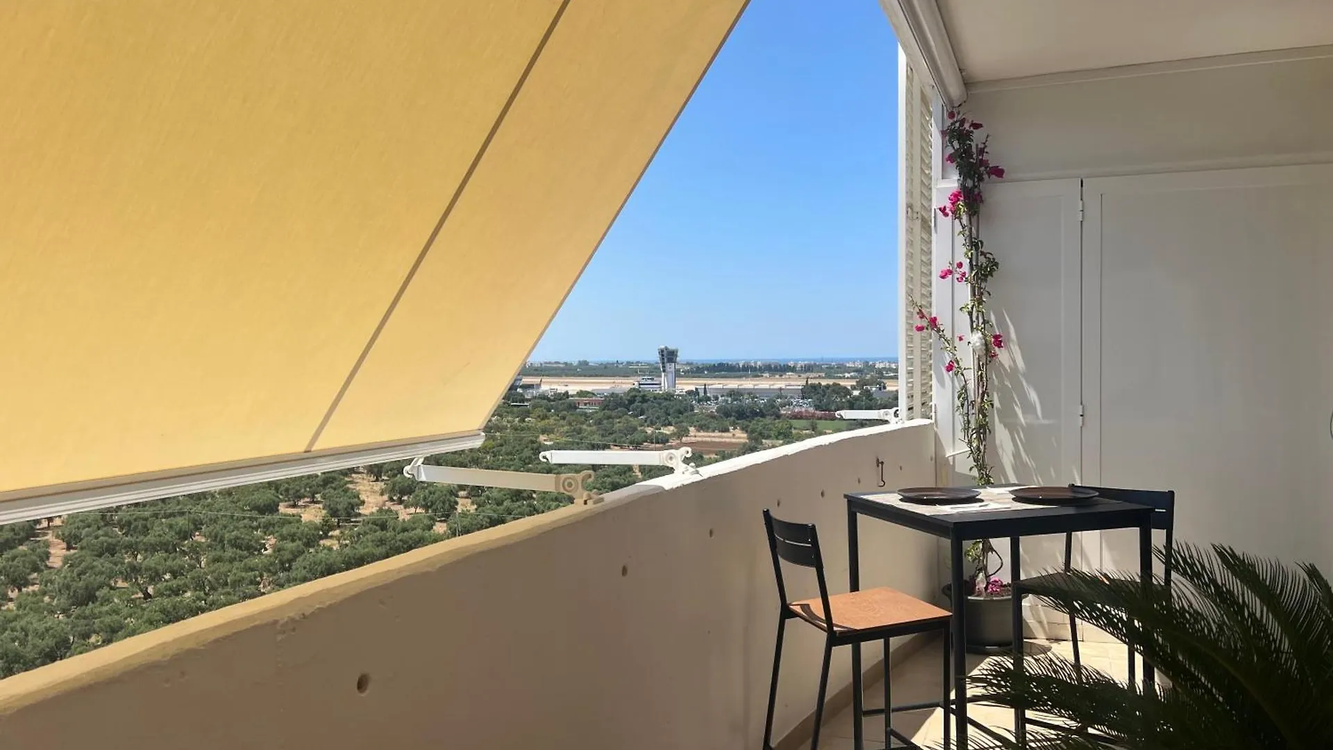 Gate 10 Apartment Bari Italia